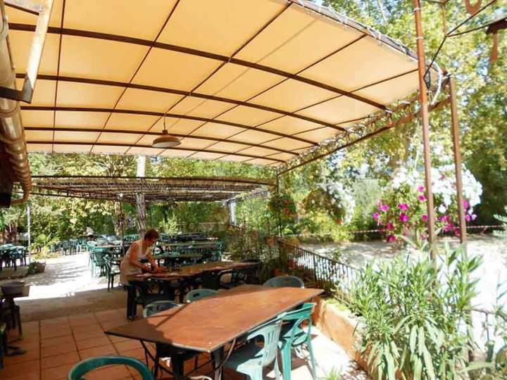 Restaurant terrasse Rustrel
